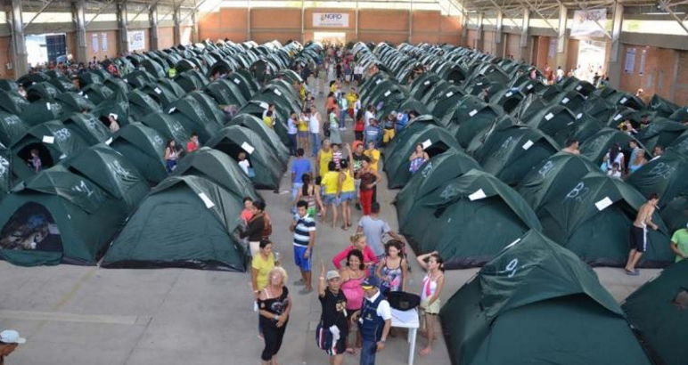 En albergues temporales se brind� apoyo a los connacionales. � Foto de cortes�a de UNGRD, CUCUTA, 2015.